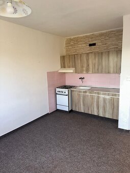1 izb. byt 40m2- CENTRUM-Pôvodný Stav - 10