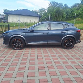 Cupra Formentor 1.4 TSI eHybrid 245k DSG Veloz El. kufor - 10
