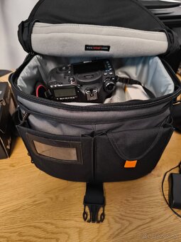 Canon EOS 5D Mark III + objektívy + blesk + doplnky - 10