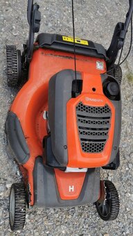 Husqvarna kosacka s pohonom na diely - 10