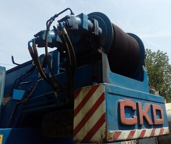 Tatra 815 8x8, sklapac - 10