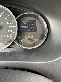 Renault Fluence 1.6 - 10