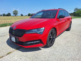 Škoda Superb Combi Sportline 2.0 Tdi M6 - 10