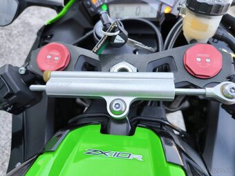 Kawasaki Ninja ZX-10R - 10