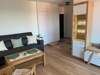 Nadštandardný 2-izbový byt 65m2 so samostatnou kuchyňou - 10