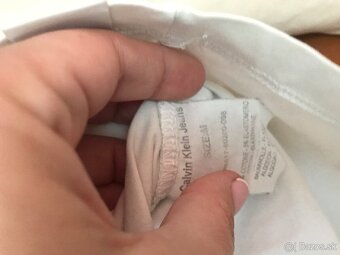 CALVIN KLEIN originál smotanove damske tricko S/M - 10