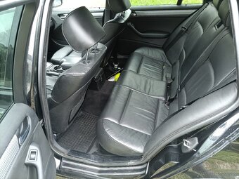 Predám BMW E46 330xd  rok výroby 2004 nájazdených 270 000. A - 10