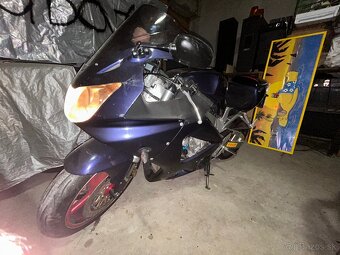Predám Honda cbr929 rr 2001 - 10