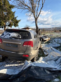 Kia Sorento predam v celku - 10
