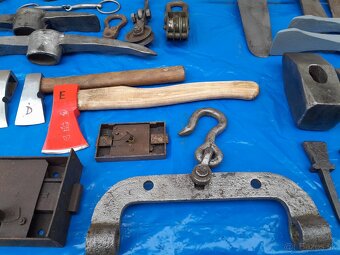 Mix historických vecí 4. - 10