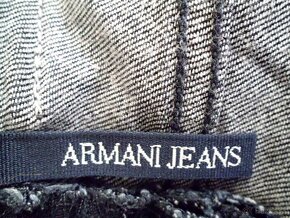 Armani pánske krátke riflové elastan nohavice M - 10