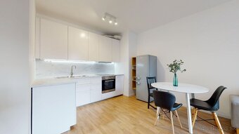 2 izb. SLNEČNICE VILA DOMY PETRŽALKA- 20 m2 terasa - 10