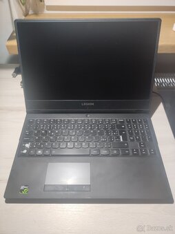 Lenovo Legion Y530 - 10