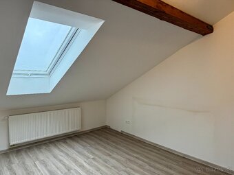 Predám 2-izbový byt, 65 m², Poprad – Veľká, ul. Železničná - 10