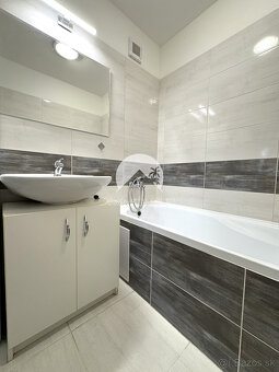 Pozor veľká zľava Reality KOMPLEX s.r.o. Vám ponúka na PRE - 10