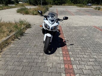 Yamaha Fazer 1000 - 10