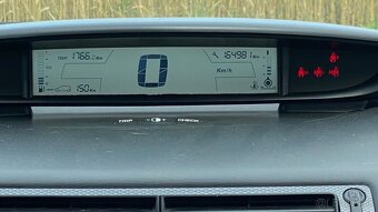 Citroën C4 1,6 cupe - 10