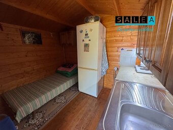 Krásna záhrada s chatkou v Kráľovej nad Váhom 259 m2 - 10