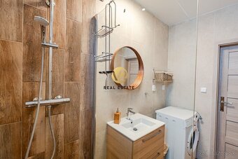 Na prenájom 2-izbový zariadený byt, balkón, klimatizácia, Če - 10
