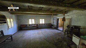 NA PREDAJ, Rodinný dom s pozemkom 2702m2 na samote Veľké Rov - 10
