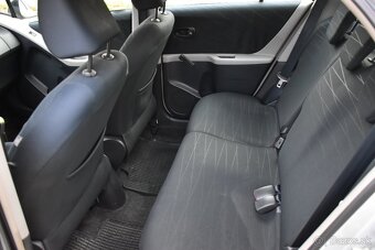 Toyota Yaris 1.3 VVT-I Sol MMT - 10