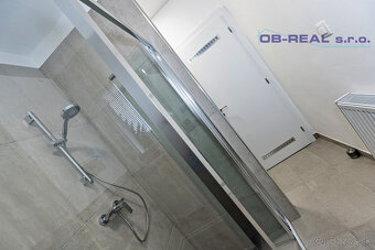 Predaj kompletne rekonštr. 2izb bytu 62m2 na zvýš. prízemí - 10