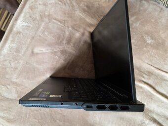 Predám Lenovo Legion Pro 7 RTX 4080 / i9 / 32 GB / 1 TB - 10