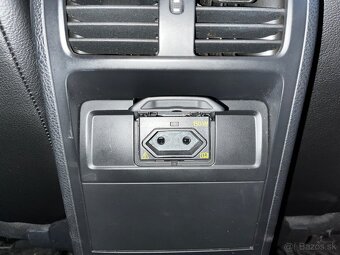 VW Passat B7 Variant 2.0 TDI 125 kW Highline - 10