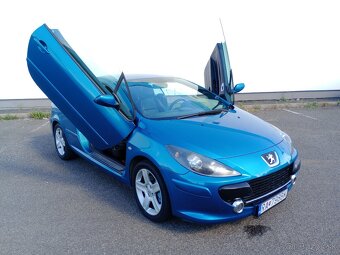 Rozpredám na náhradné diely Peugeot 307 cc 2.0HDI 100KW - 10