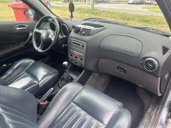 Alfa romeo 147 - 10