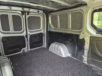 Renault Trafic 2.0cdti  L2H1  5miestny  8/2021 -ZNIZENA CENA - 10