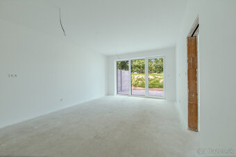 Na predaj 3-izbový byt s vlastnou záhradou vo Veľkom Orvišti - 10