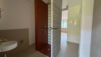NA PREDAJ posledný štýlový byt v centre Nitry - 10
