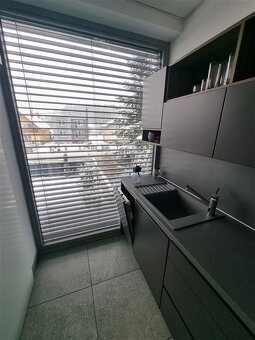 Opakovaná dražba admin.budovy a pozemkov,k.ú. Tuchyňa - 10