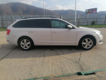 Predam Škoda Oktavia 1.6TDI 85kw - 10