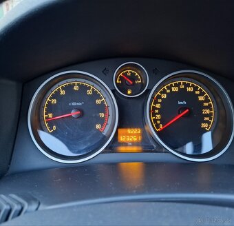 Opel Astra 1,6 77kw - 10