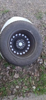Predám zimné pneumatiky Continetal 195/65 R15 - 10