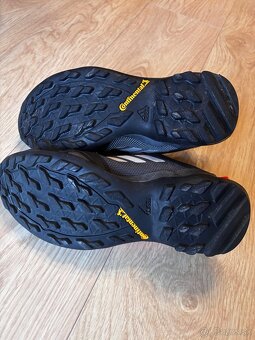 Adidas Terrex AX3 Gore-Tex 41 1/3 - 10