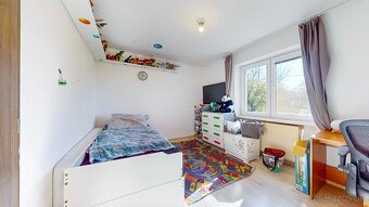 Zrekonštruovaný 3 - izb. byt v tichej lokalite Sliač + garáž - 10