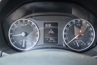 Škoda Octavia Combi 1.6 TDI - 10