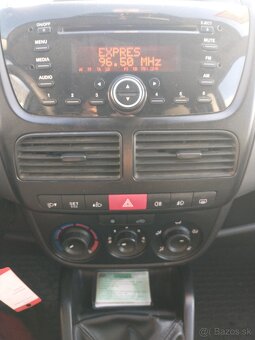 Fiat Doblo 1.6 r.v.2011 66kW - 10