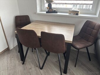 Jedalensky stol +stolicky - 10