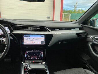Audi E-tron Sportback S-line quattro 50 230kW DPH - 10