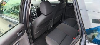 Ford Focus Combi 1.8 TDCi Ghia - 10