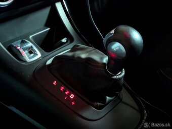 Giulietta DARK RED / automat, 170 koní / - 10