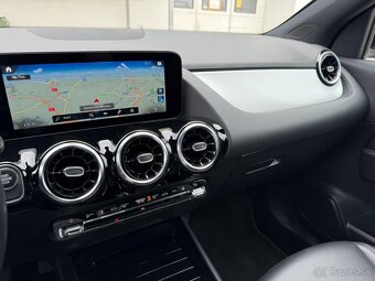Mercedes Benz GLA 250e Plug-in hybrid - 10