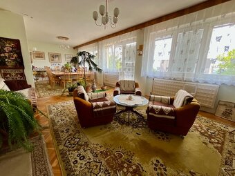 Krásny 6-izb.RD Zobor, 980 m2 pozemok, 240 m2 dom - 10