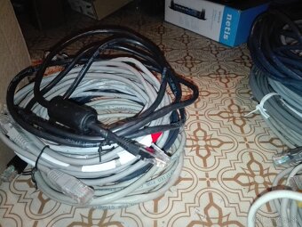 Nabíjačky, Adaptery, Káble VGA,LAN atd. - 10