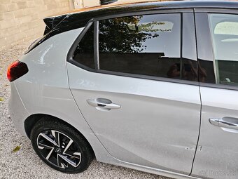 Opel Corsa Ultimate1,2 turbo benzín 74kw r.v.12.2024 km 8350 - 10