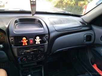 Nissan almera N16 Ročnik 2006 - 10
